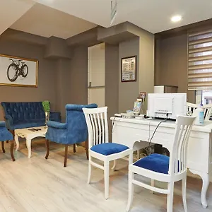 Hotel Renzo, Istanboel